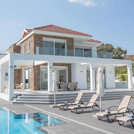 Villa Protara Chrysos - Beautiful 5 Bedroom Protaras Villa - Walking Distance To Fig Tree Bay Εξωτερικό φωτογραφία