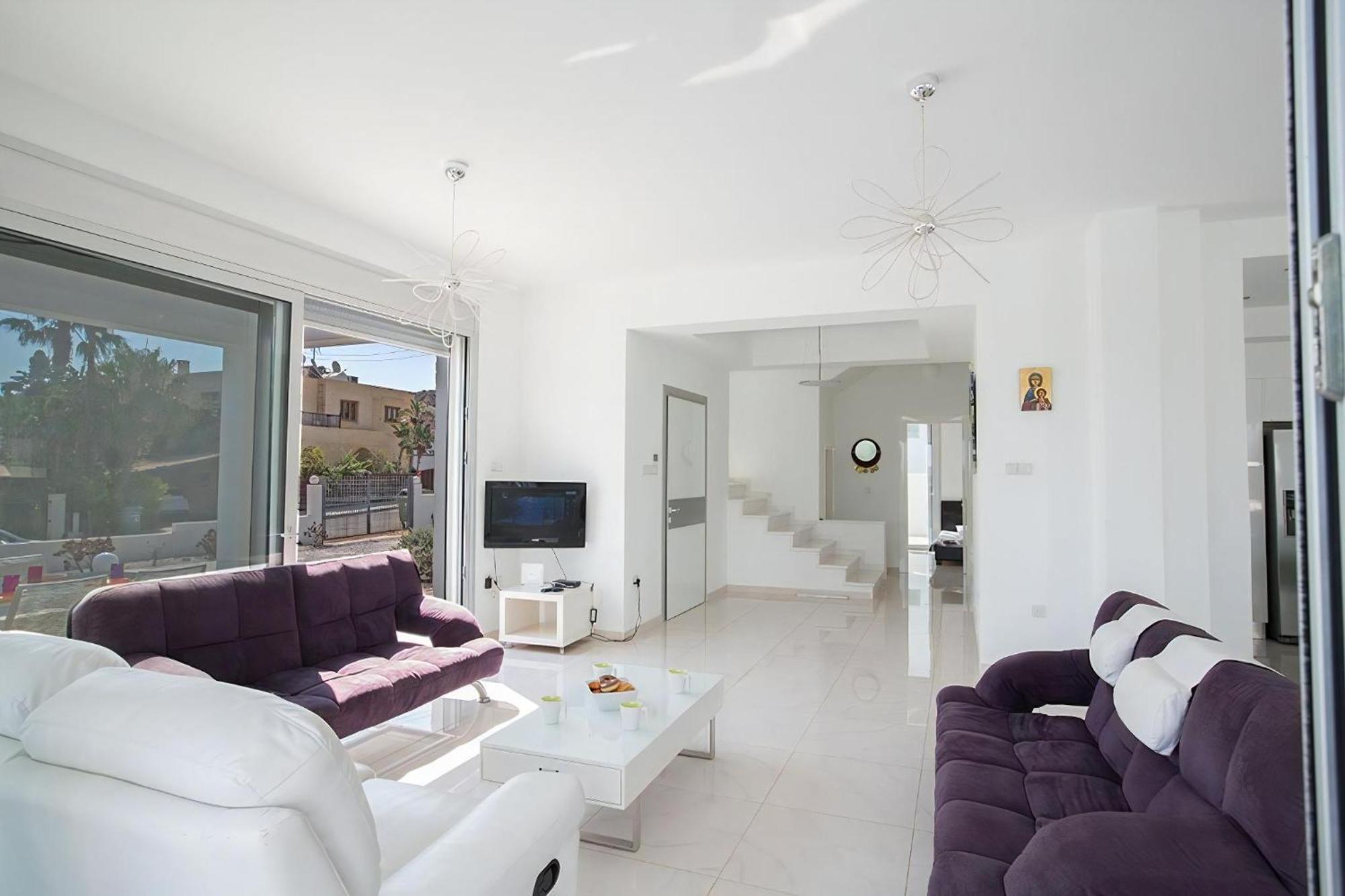 Villa Protara Chrysos - Beautiful 5 Bedroom Protaras Villa - Walking Distance To Fig Tree Bay Εξωτερικό φωτογραφία